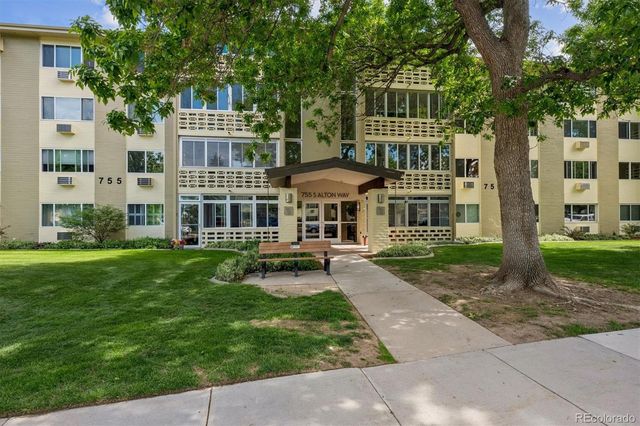 755 S Alton Way 2A, Denver, CO 80247