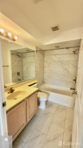1133 Waterford Drive, Edison, NJ 08817