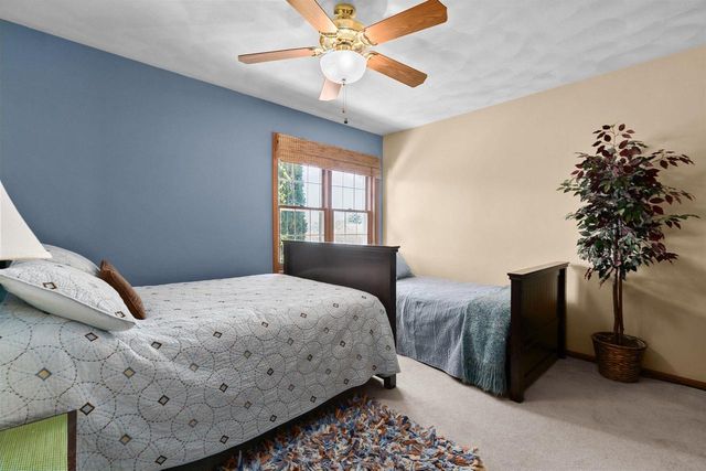 2611 N NICHOLAS STREET, Appleton, WI 54914