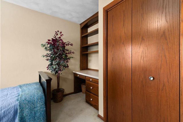 2611 N NICHOLAS STREET, Appleton, WI 54914