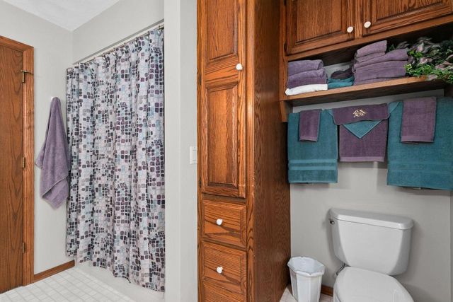 2611 N NICHOLAS STREET, Appleton, WI 54914