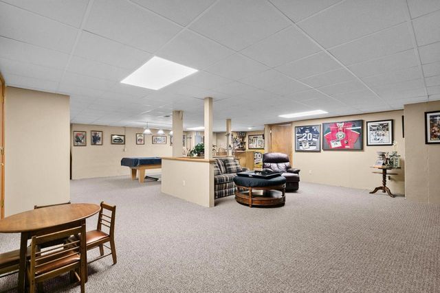 2611 N NICHOLAS STREET, Appleton, WI 54914