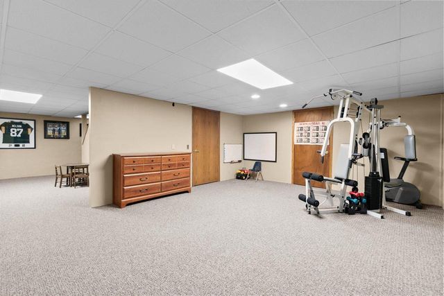 2611 N NICHOLAS STREET, Appleton, WI 54914
