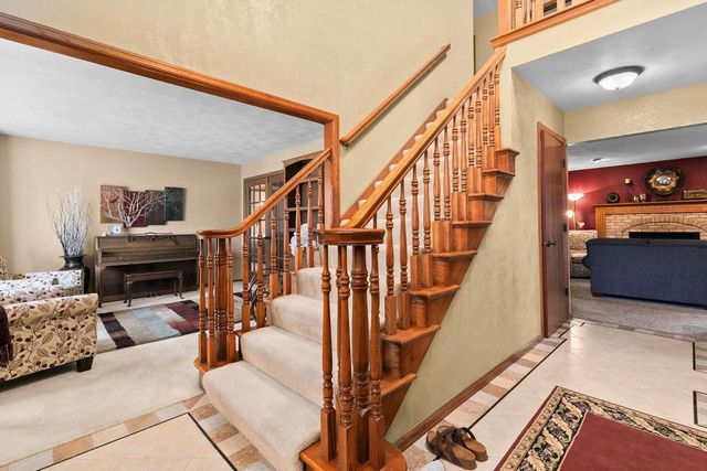 2611 N NICHOLAS STREET, Appleton, WI 54914