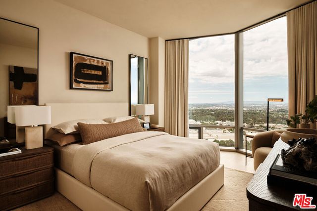 211 W Elm Court 27B, Los Angeles, CA 90067