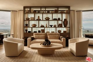 211 W Elm Court 27B, Los Angeles, CA 90067