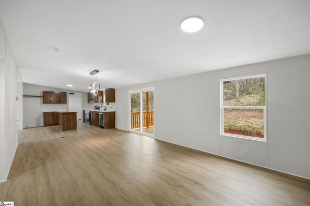 1265 Old Switzer Road, Woodruff, SC 29388