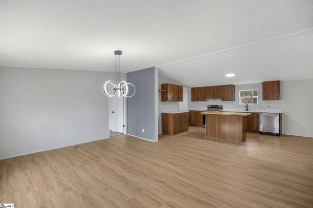 1265 Old Switzer Road, Woodruff, SC 29388