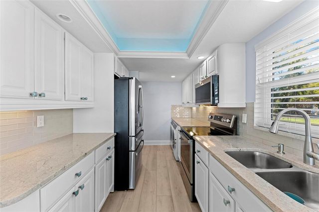 600 MANATEE AVENUE 106, Holmes Beach, FL 34217