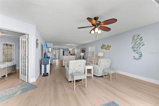 600 MANATEE AVENUE 106, Holmes Beach, FL 34217