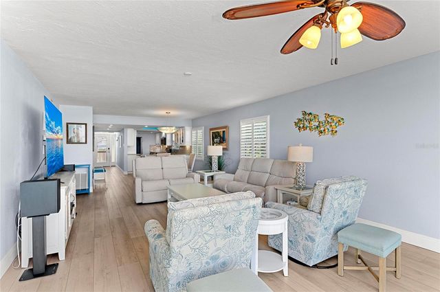 600 MANATEE AVENUE 106, Holmes Beach, FL 34217