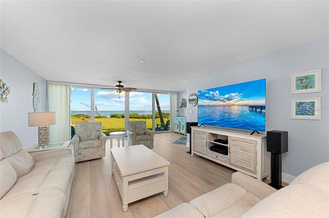 600 MANATEE AVENUE 106, Holmes Beach, FL 34217