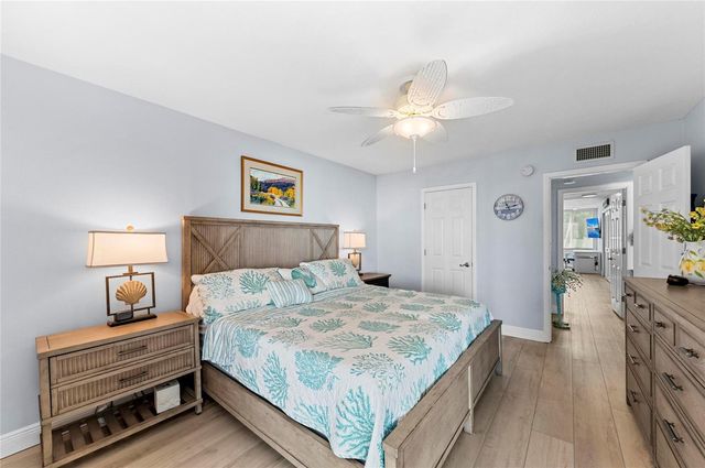 600 MANATEE AVENUE 106, Holmes Beach, FL 34217