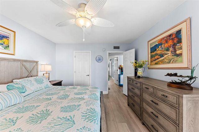 600 MANATEE AVENUE 106, Holmes Beach, FL 34217