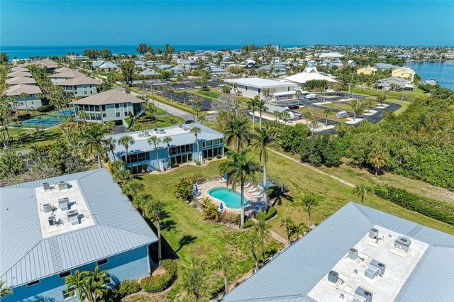 600 MANATEE AVENUE 106, Holmes Beach, FL 34217