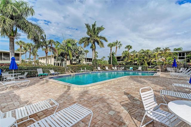 600 MANATEE AVENUE 106, Holmes Beach, FL 34217