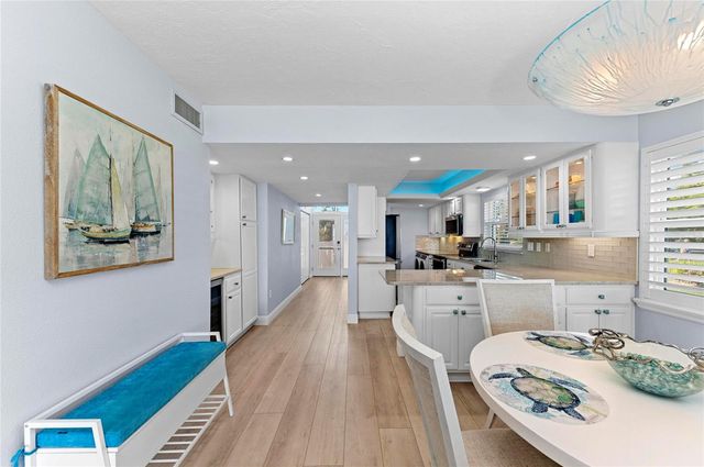 600 MANATEE AVENUE 106, Holmes Beach, FL 34217