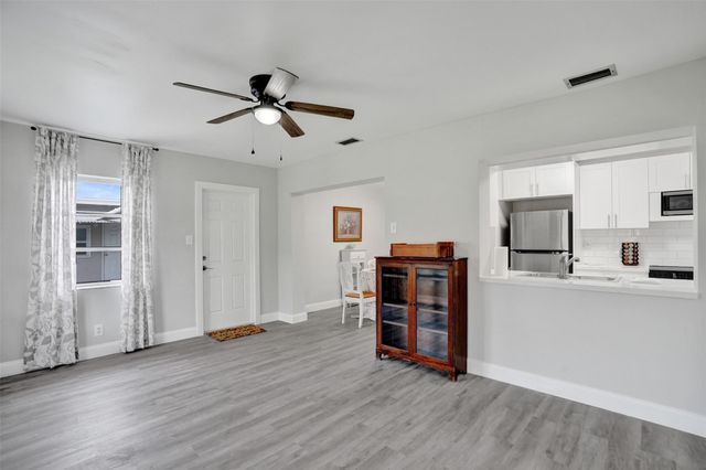 4953 NW 48 Avenue, Tamarac, FL 33319