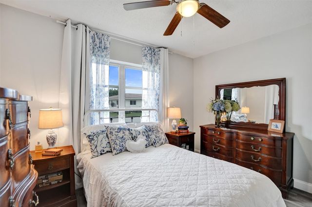 4953 NW 48 Avenue, Tamarac, FL 33319