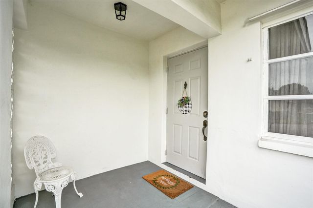 4953 NW 48 Avenue, Tamarac, FL 33319