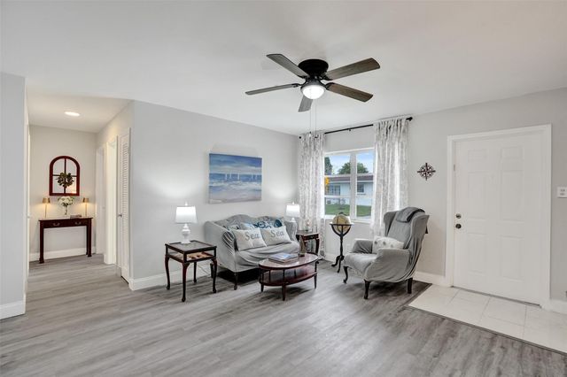 4953 NW 48 Avenue, Tamarac, FL 33319