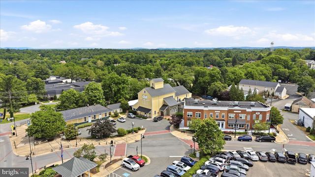501 W MAIN ST, Purcellville, VA 20132