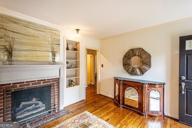 205 Old Ivy Road NE, Atlanta, GA 30342