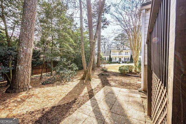 205 Old Ivy Road NE, Atlanta, GA 30342