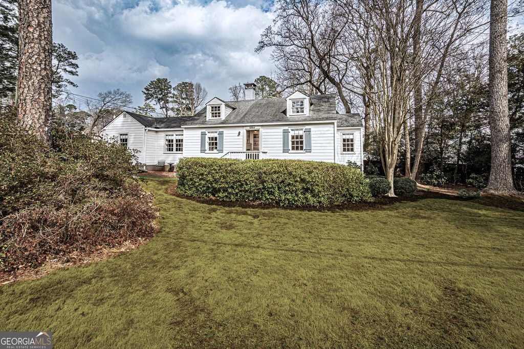 205 Old Ivy Road NE, Atlanta, GA 30342