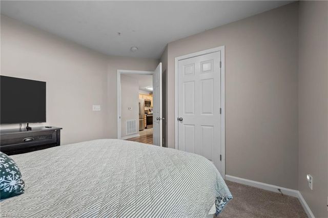 4702 Pennoak Lane, Greensboro, NC 27407