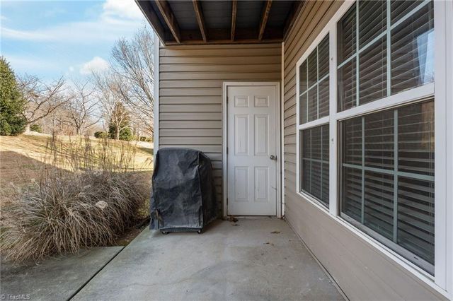 4702 Pennoak Lane, Greensboro, NC 27407