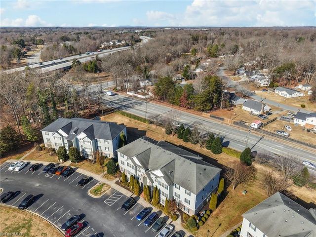 4702 Pennoak Lane, Greensboro, NC 27407