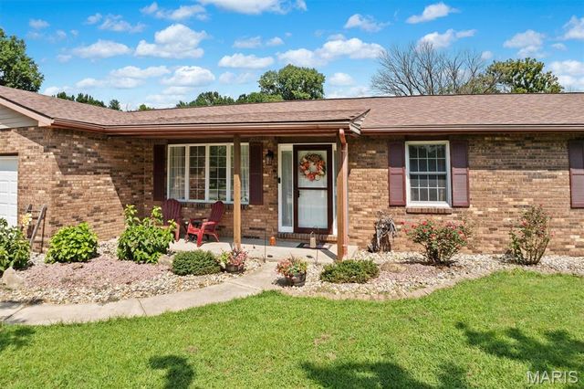 6409 Alpha Drive, Alton, IL 62002