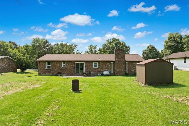 6409 Alpha Drive, Alton, IL 62002