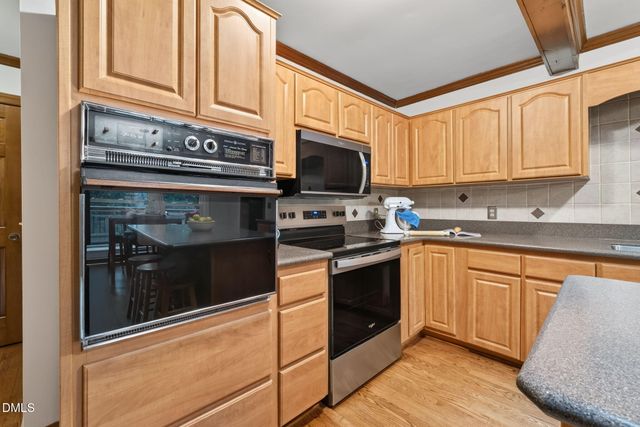 105 Dewberry Court, Cary, NC 27518