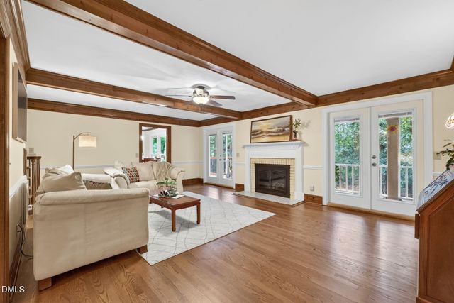 105 Dewberry Court, Cary, NC 27518