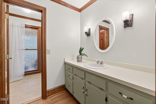 105 Dewberry Court, Cary, NC 27518