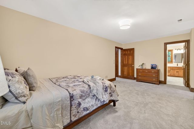 105 Dewberry Court, Cary, NC 27518