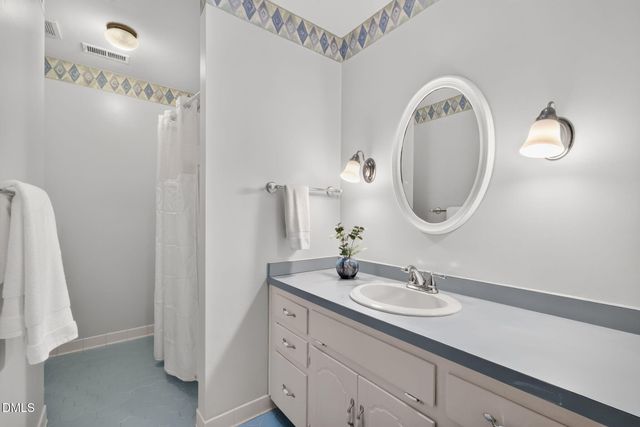 105 Dewberry Court, Cary, NC 27518