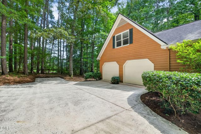 105 Dewberry Court, Cary, NC 27518