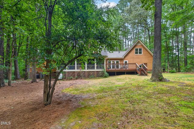 105 Dewberry Court, Cary, NC 27518