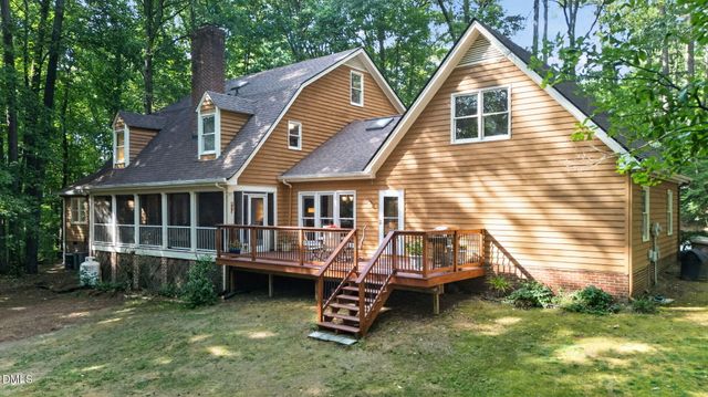 105 Dewberry Court, Cary, NC 27518
