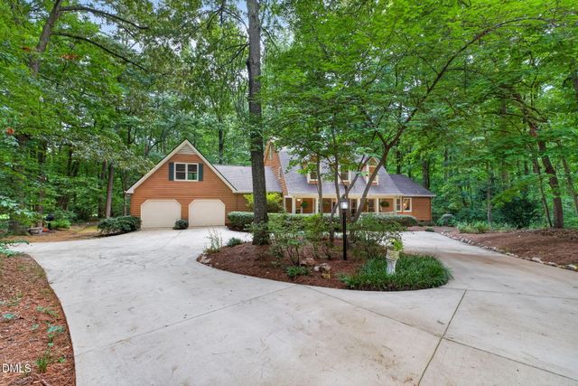 105 Dewberry Court, Cary, NC 27518