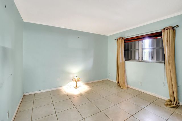 205 NE 3rd Street 208, Boynton Beach, FL 33435