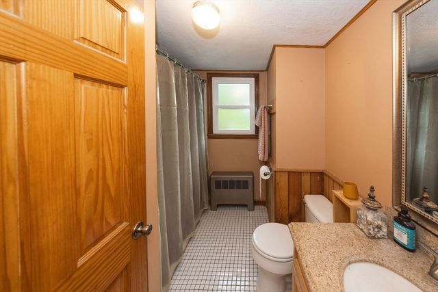 400 School St, Boylston, MA 01505