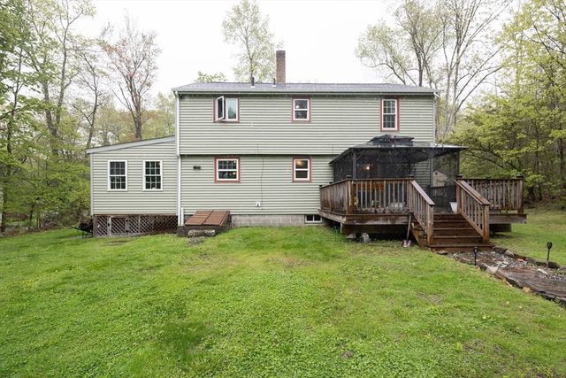 400 School St, Boylston, MA 01505