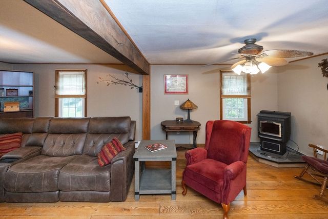 400 School St, Boylston, MA 01505