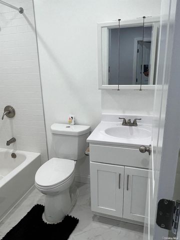 196-28 91st Avenue 2, Hollis, NY 11423