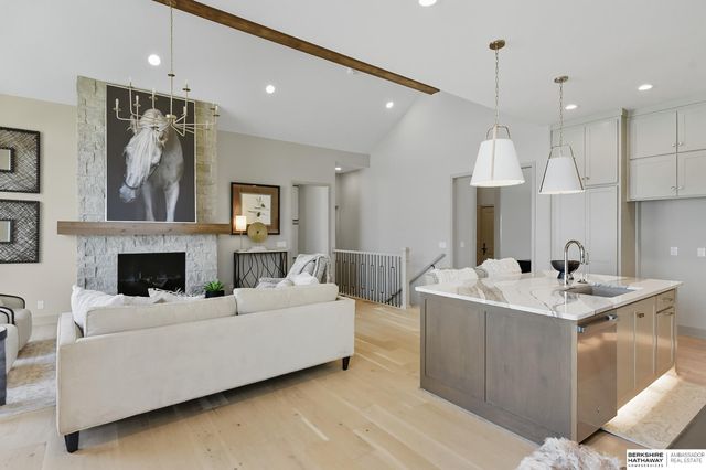 11514 S 114th Avenue, Papillion, NE 68046