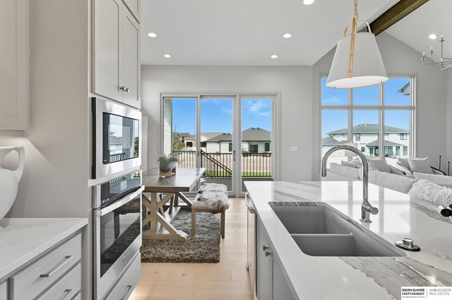 11514 S 114th Avenue, Papillion, NE 68046